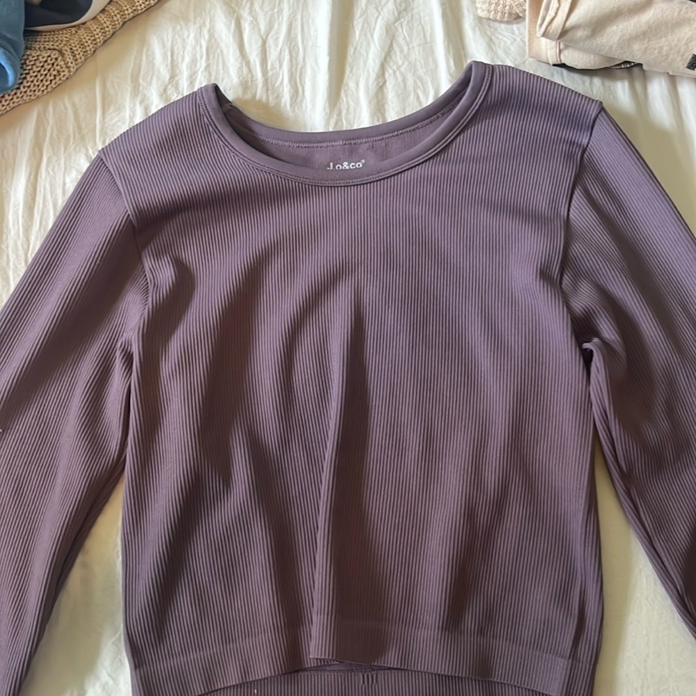 Size L stretchy material